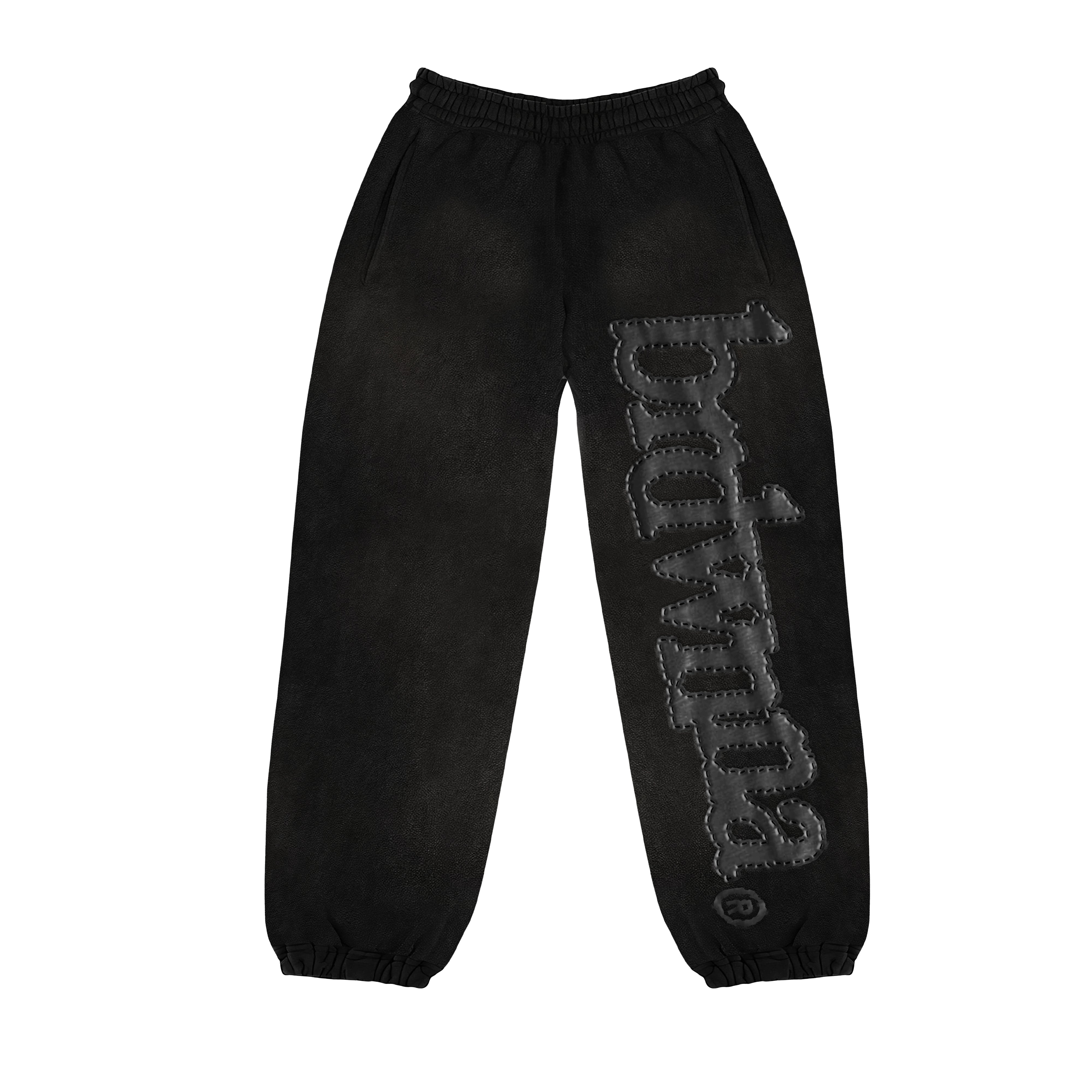 COZY APPLIQUÉ SWEATS